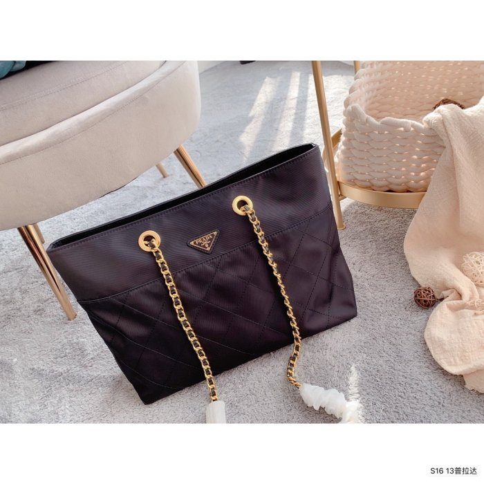2021SS新作 Prada プラダ レディース ショルダーバックスーパーコピー