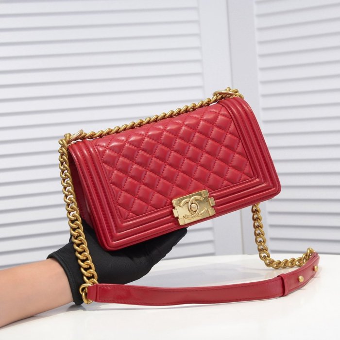 2021SS新作 シャネル Chanel ショルダーバック スーパーコピー