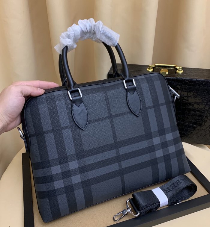2020SS新作 Burberry バーバリー メンズ ハンドバックスーパーコピー
