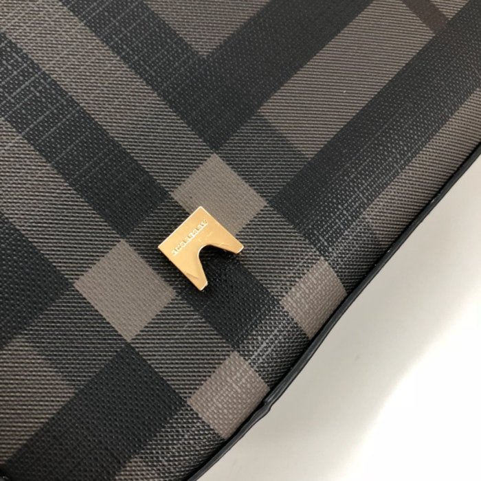 2021SS新作 Burberry バーバリー メンズ ショルダーバック スーパーコピー