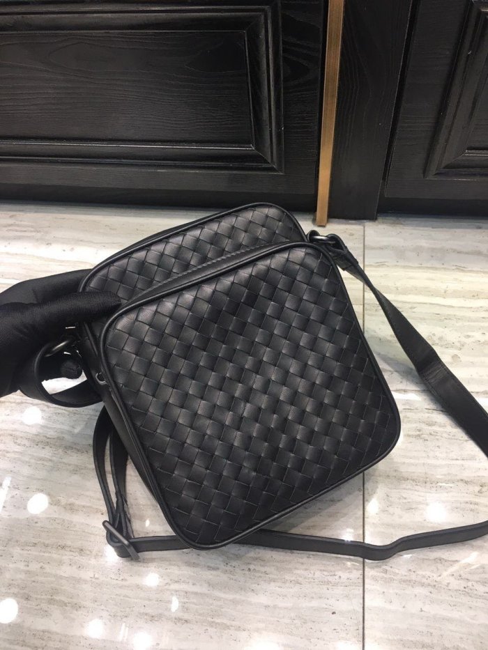 2020SS新作 Bottega Veneta ボッテガヴェネタ ショルダーバック スーパーコピー