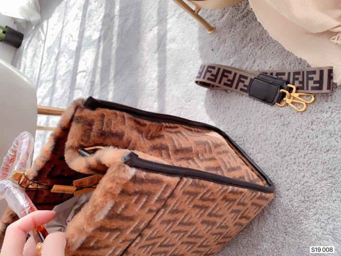 2020SS新作 FENDI フェンディ レディース ハンドバックスーパーコピー