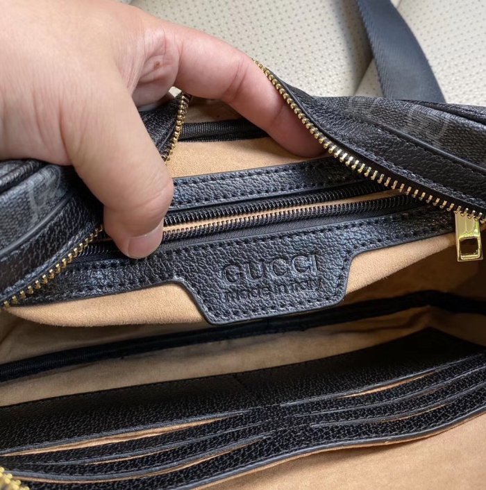2020SS新作 Gucci グッチ メンズ ショルダーバックスーパーコピー