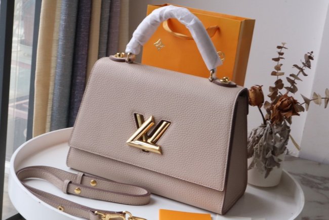 2021SS新作 Louis Vuitton ルイヴィトン レディース ショルダーバック スーパーコピー