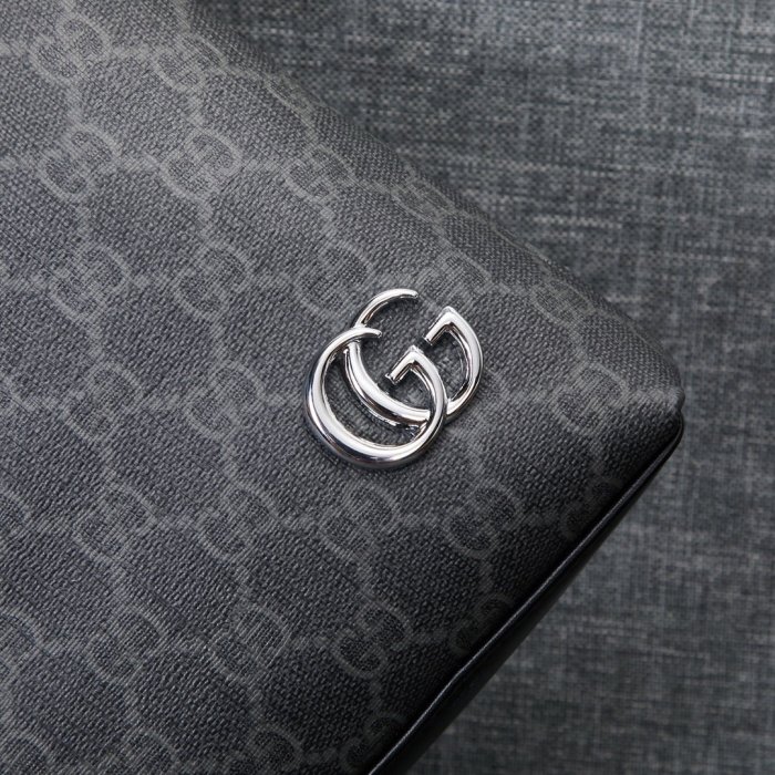 2020SS新作 Gucci グッチ メンズ ショルダーバックスーパーコピー