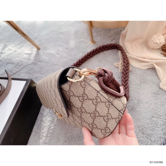 2021SS新作Gucci グッチ レディースショルダーバッグスーパーコピー
