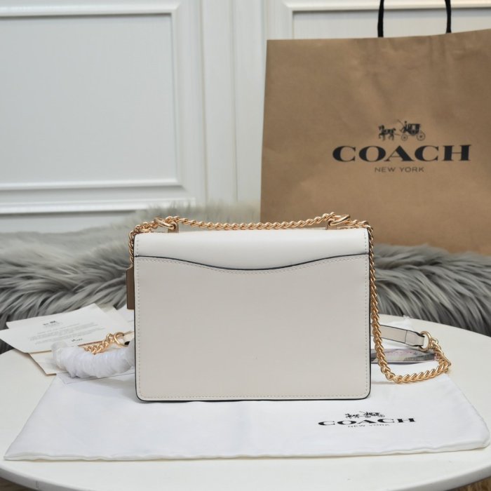 202106SS新作 Coach コーチ レディース ショルダーバッグスーパーコピー