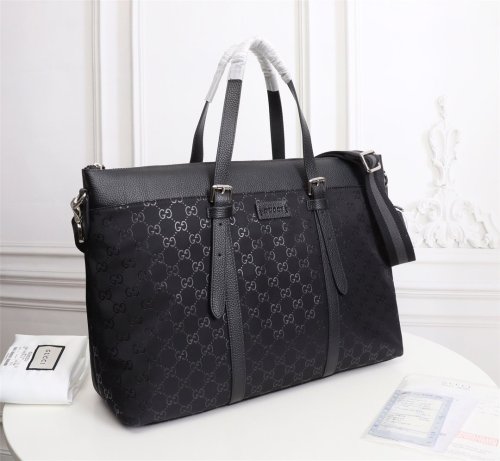 202103SS新作 Gucci グッチ メンズ ハンドバックスーパーコピー