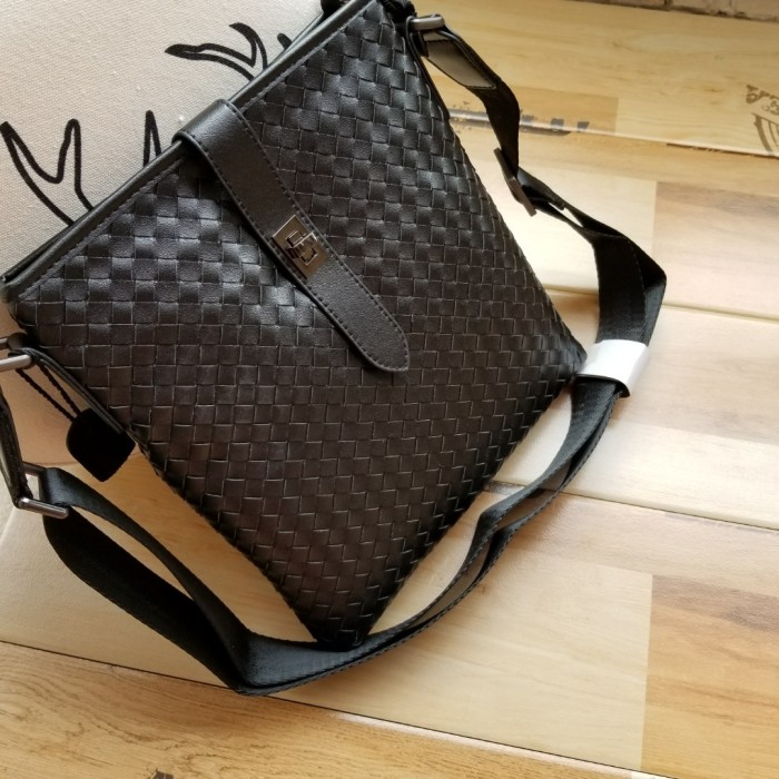 2020SS新作 Bottega Veneta ボッテガヴェネタ ショルダーバッグスーパーコピー