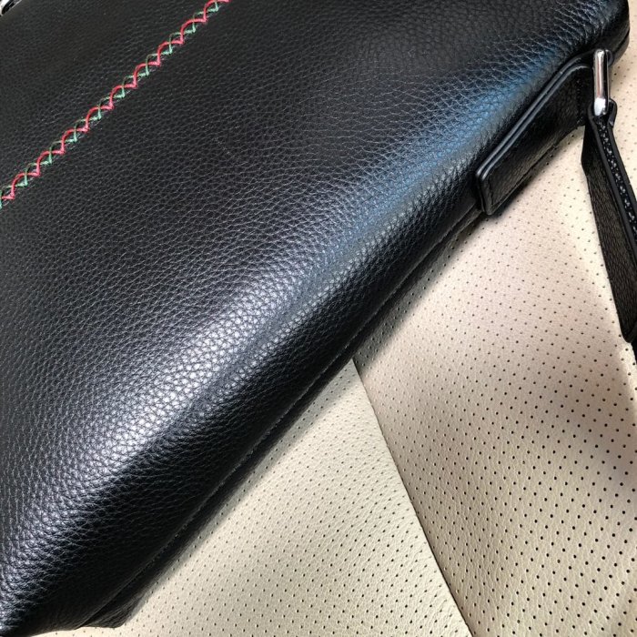 2021SS新作 Gucci グッチ メンズ ショルダーバックスーパーコピー