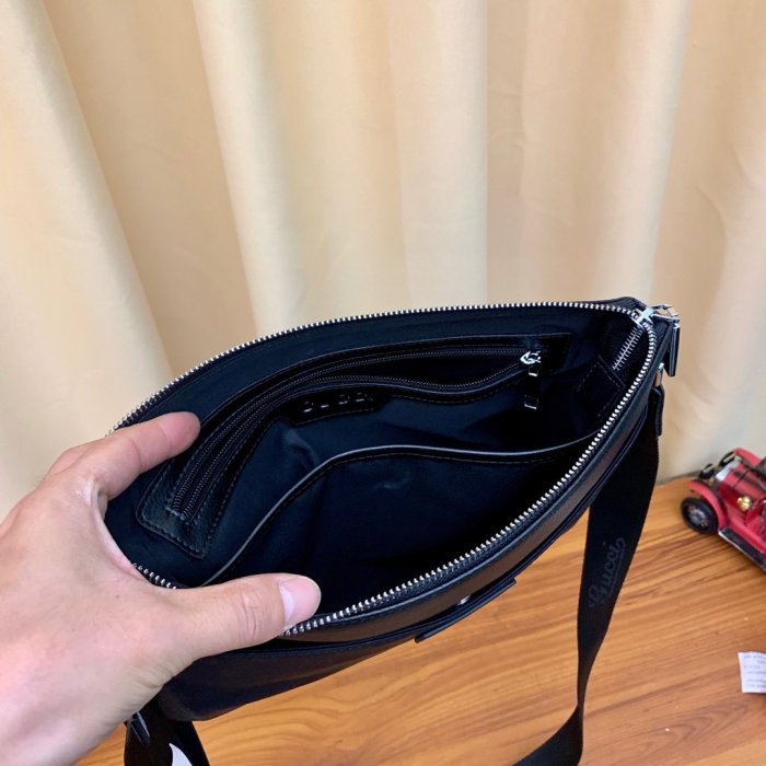 2020SS新作 Gucci グッチ メンズ ショルダーバックスーパーコピー