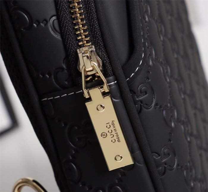 2020SS新作 Gucci グッチ メンズ ショルダーバックスーパーコピー