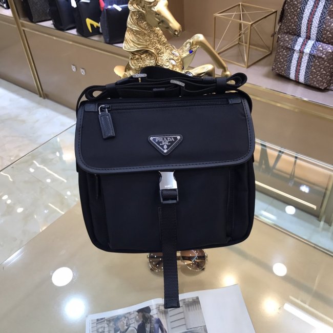 202103SS新作 メンズ Prada プラダ ショルダーバックスーパーコピー