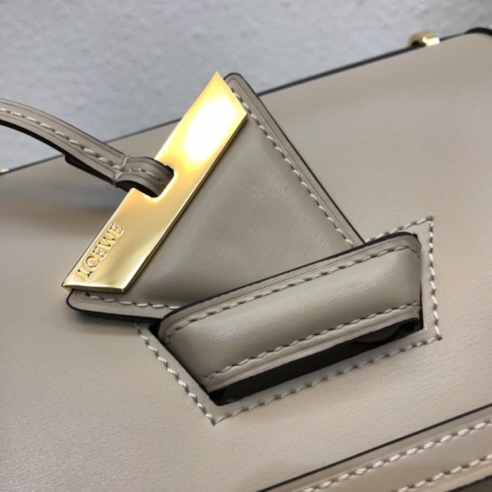 202106SS新作 LOEWE ロエベ レディース ショルダーバッグスーパーコピー