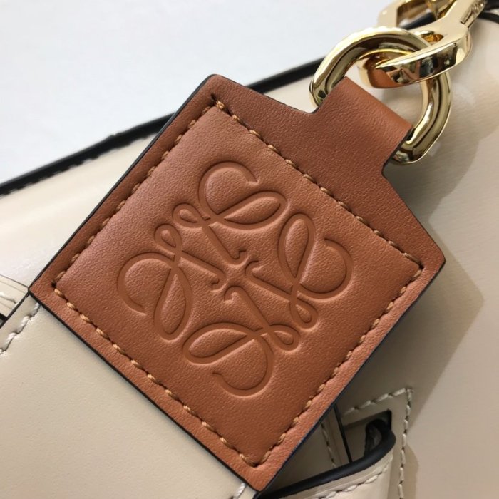 202106SS新作 LOEWE ロエベ レディース ショルダーバッグスーパーコピー