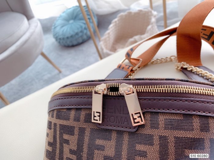 2020SS新作 FENDI フェンディ レディース ショルダーバック スーパーコピー