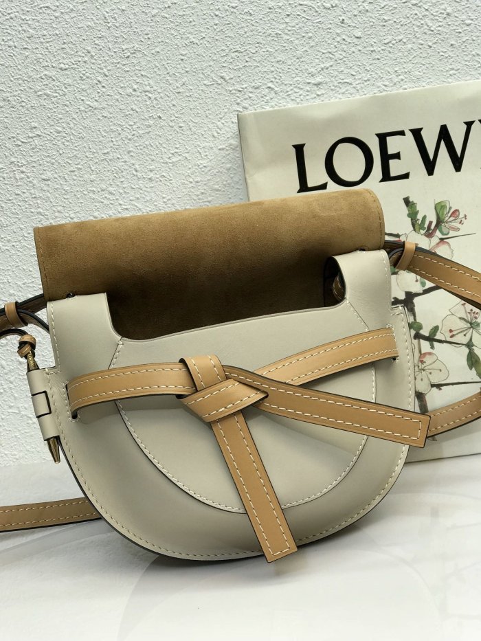 202106SS新作 LOEWE ロエベ レディース ショルダーバッグスーパーコピー