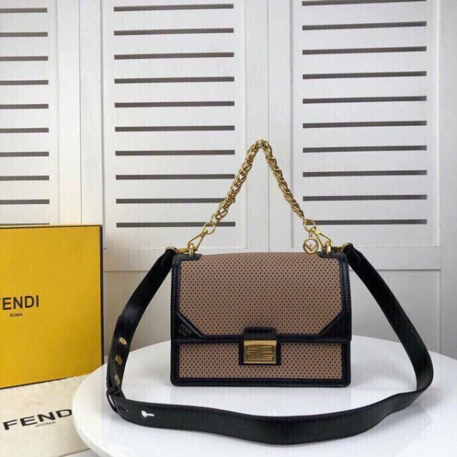 2020SS新作 FENDI フェンディ レディース ショルダーバック スーパーコピー