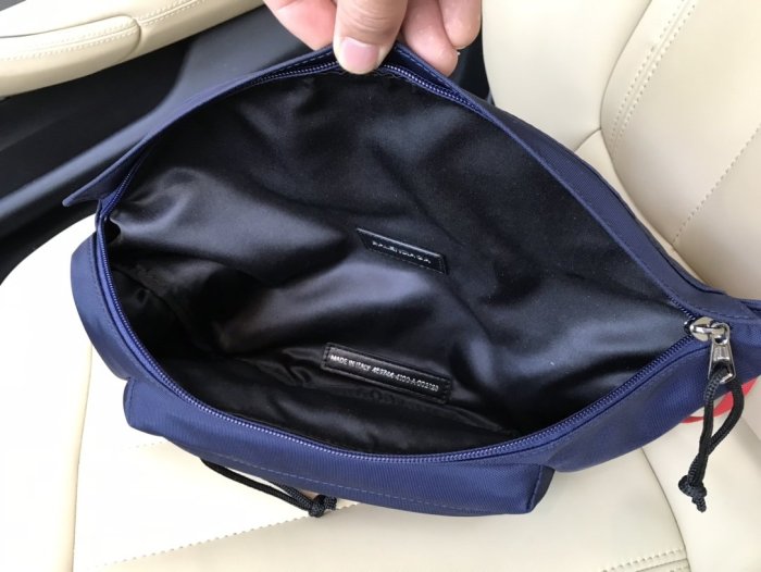 2020SS新作 Balenciaga バレンシアガ メンズ ショルダーバック スーパーコピー