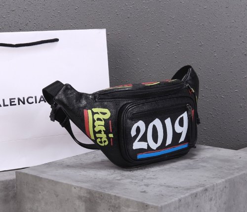 2020SS新作 Balenciaga バレンシアガ メンズ ショルダーバック スーパーコピー