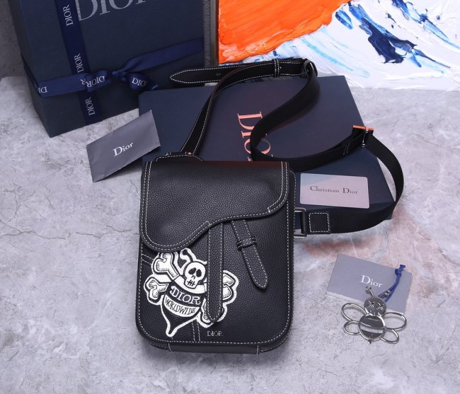 2020SS新作 Dior ディオール メンズ ショルダーバック スーパーコピー