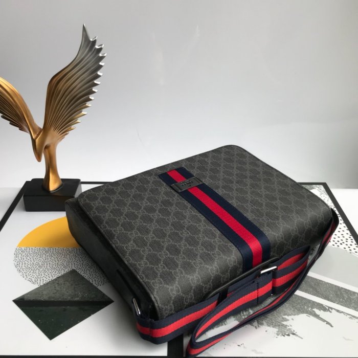 2021SS新作 Gucci グッチ メンズ ショルダーバックスーパーコピー