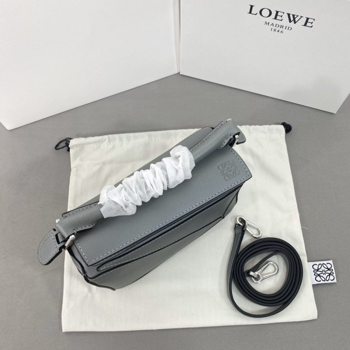 202106SS新作 LOEWE ロエベ レディース ショルダーバッグスーパーコピー