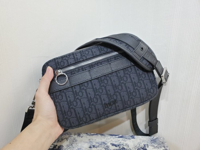 2020SS新作 Dior ディオール メンズ ショルダーバック スーパーコピー