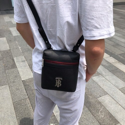 2020SS新作 Burberry バーバリー メンズ ショルダーバック スーパーコピー