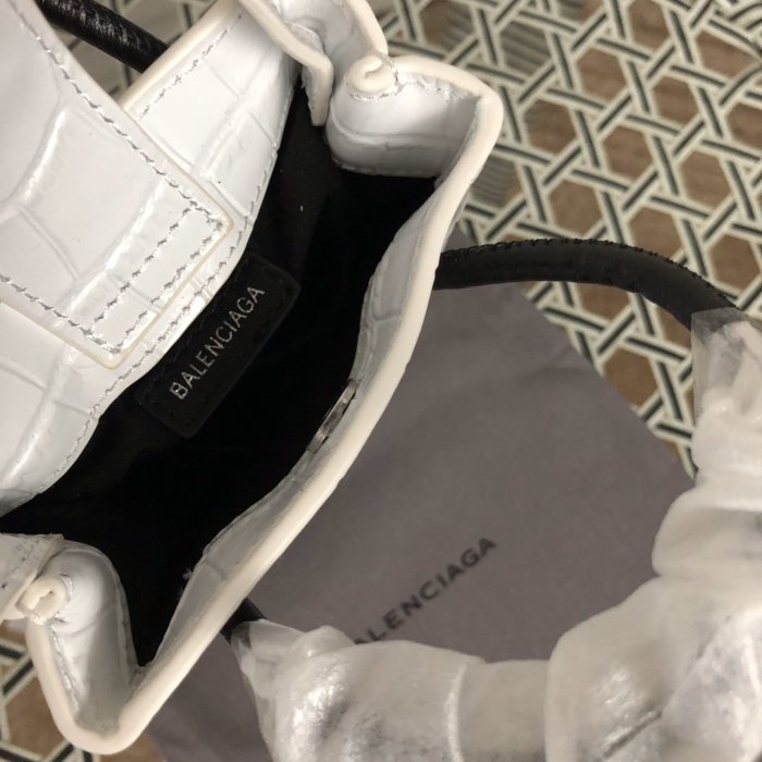 202103SS新作 Balenciaga バレンシアガ レディース ショルダーバックスーパーコピー