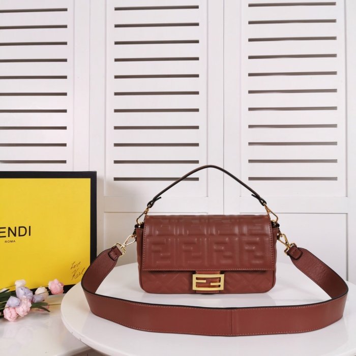 2020SS新作 FENDI フェンディ レディース ショルダーバック スーパーコピー