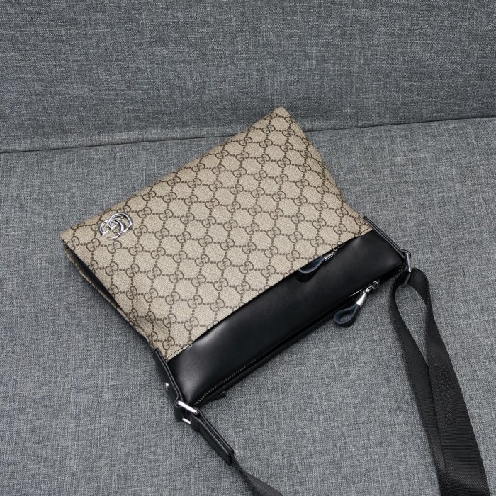 2020SS新作 Gucci グッチ メンズ ショルダーバックスーパーコピー