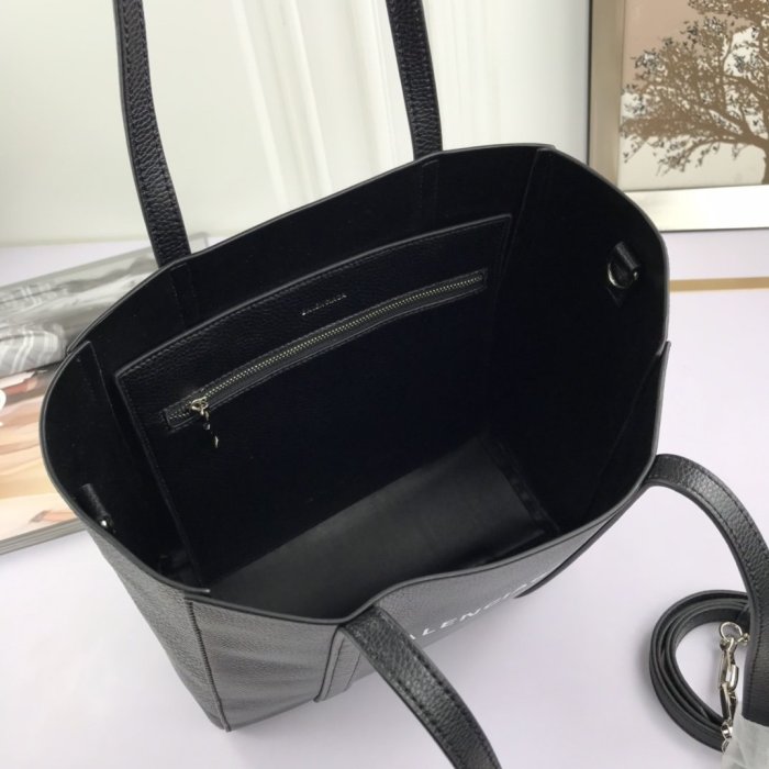 2021SS新作 Balenciaga バレンシアガ レディース ショルダーバックスーパーコピー