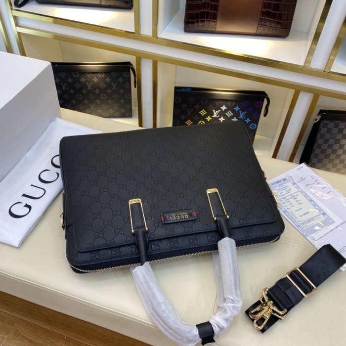 202103SS新作 Gucci グッチ メンズ ハンドバックスーパーコピー