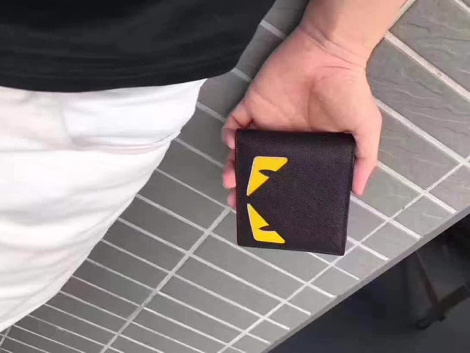 2020SSフェンディ FENDI 新作通販 短財布 スーパーコピー