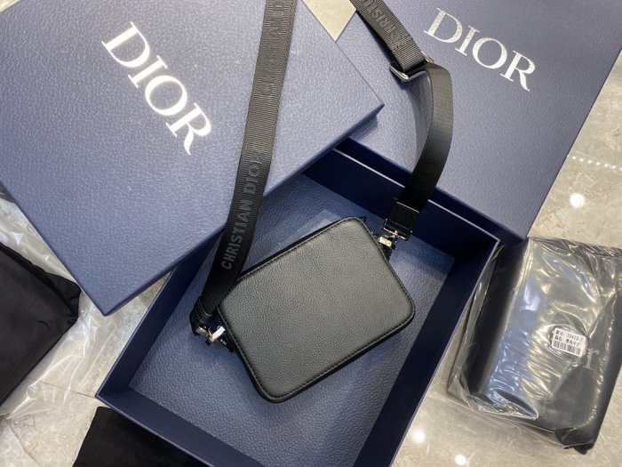 202103SS新作 Dior ディオール メンズ ショルダーバックスーパーコピー