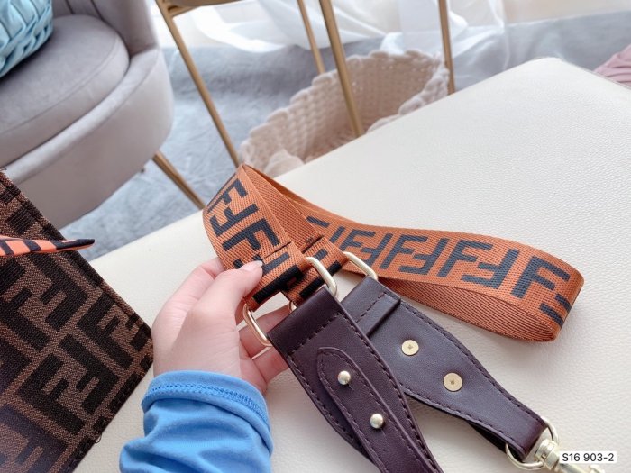 2020SS新作 FENDI フェンディ レディース ハンドバックスーパーコピー