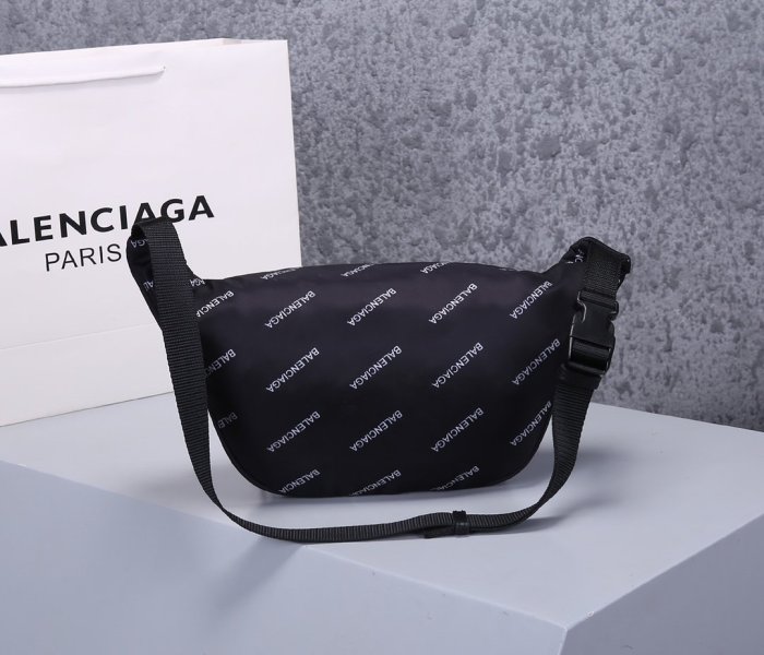 2020SS新作 Balenciaga バレンシアガ メンズ ショルダーバック スーパーコピー
