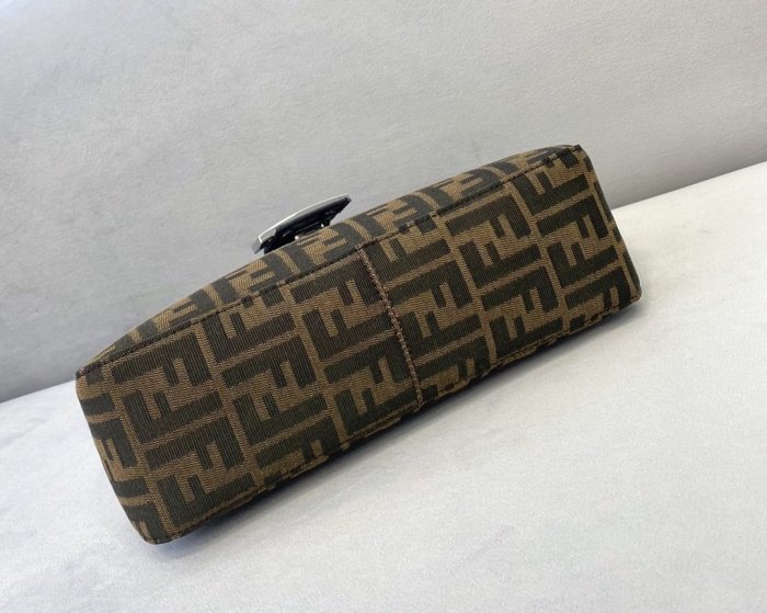 202103SS新作 FENDI フェンディ レディースショルダーバックスーパーコピー