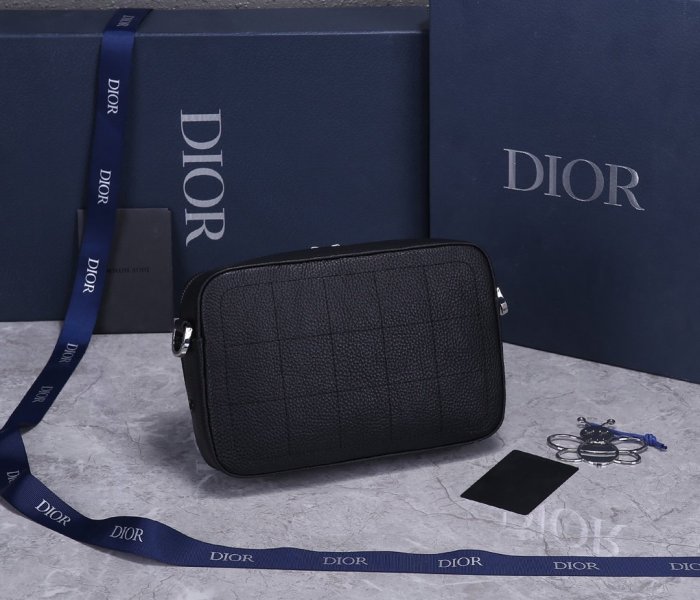 2021SS新作 Dior ディオール メンズ ショルダーバック スーパーコピー