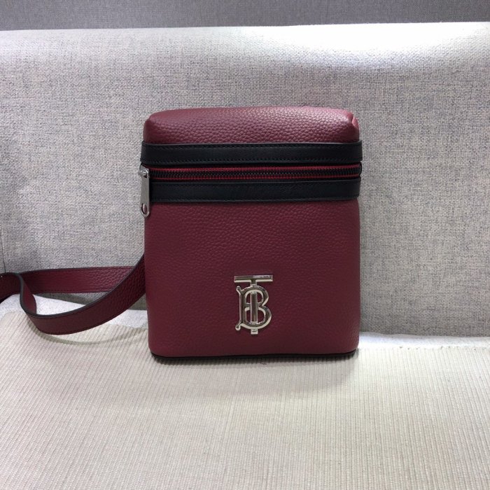 2020SS新作 Burberry バーバリー メンズ ショルダーバック スーパーコピー