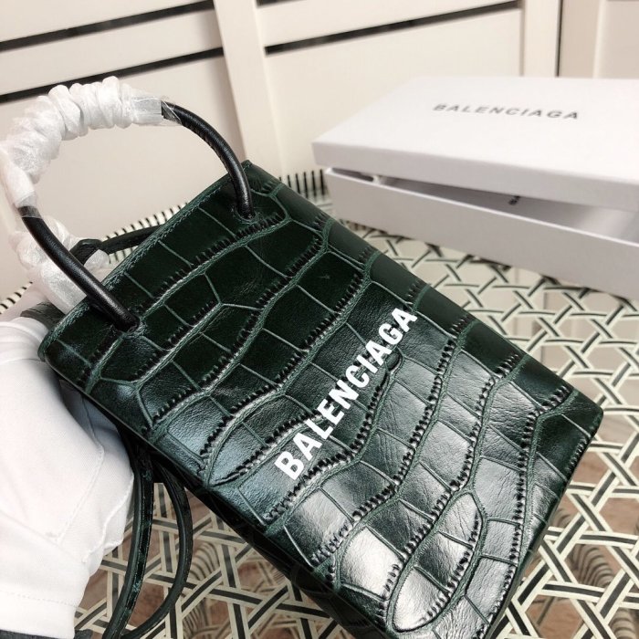202103SS新作 Balenciaga バレンシアガ レディース ショルダーバックスーパーコピー