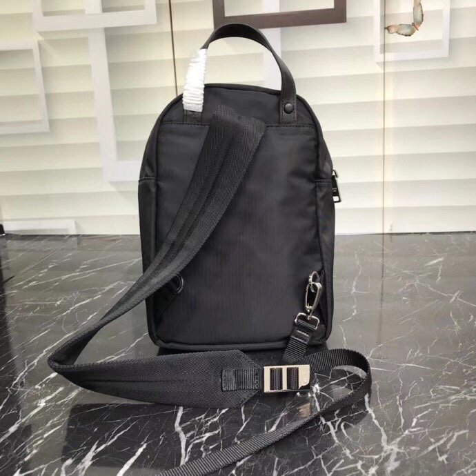 2021SS新作 メンズ Prada プラダショルダーバッグスーパーコピー