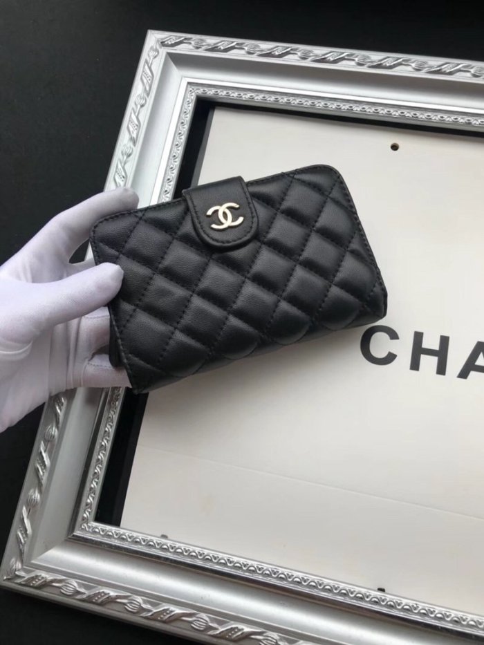 2020SSシャネルChanel 新作通販 短財布スーパーコピー