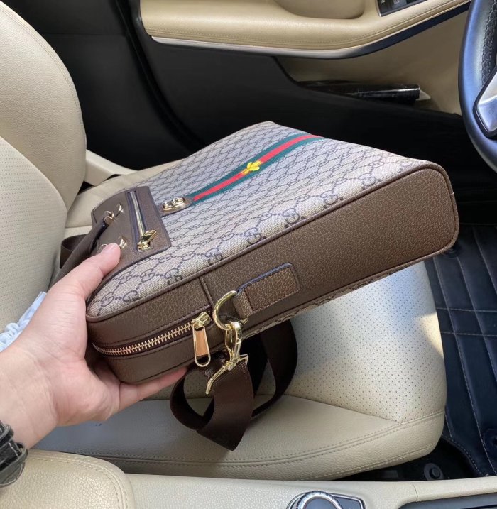 2020SS新作 Gucci グッチ メンズ ハンドバックスーパーコピー
