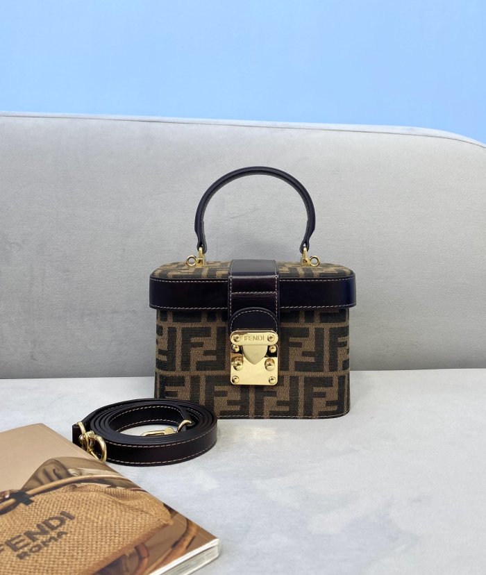 202103SS新作 FENDI フェンディ レディース ハンドバックスーパーコピー