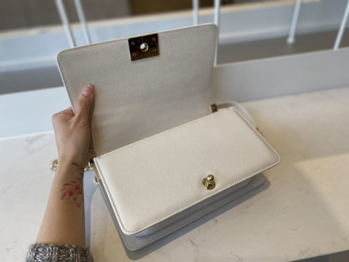 2021SS新作 シャネル Chanel ショルダーバック スーパーコピー