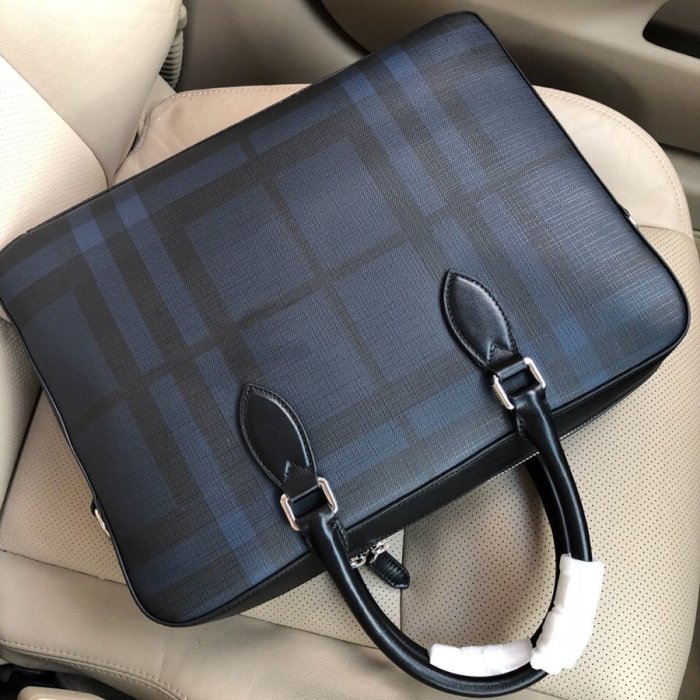 2021SS新作 Burberry バーバリー メンズ ハンドバックスーパーコピー