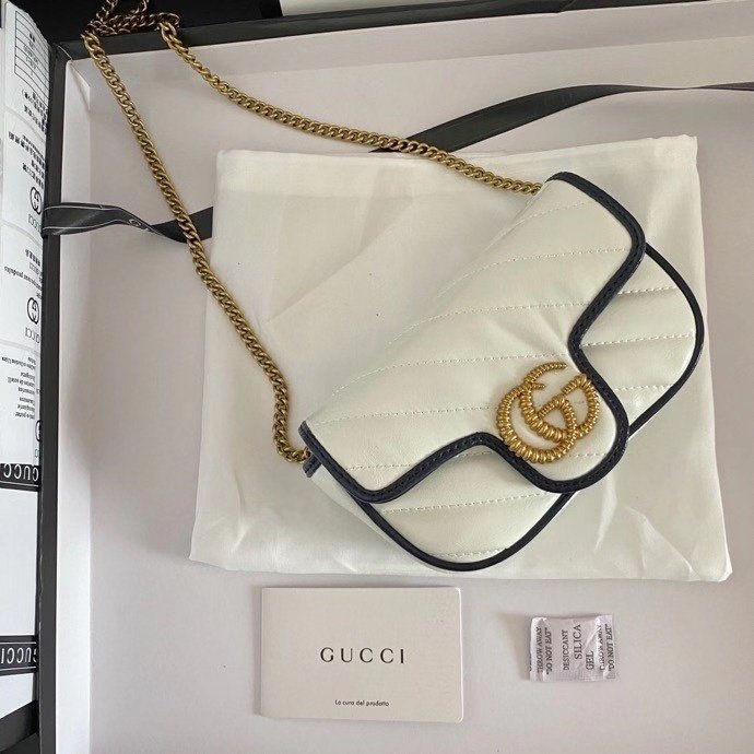 202103SS新作Gucci グッチ レディースショルダーバッグスーパーコピー