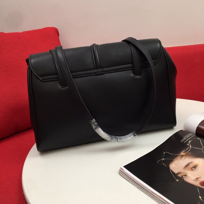 2020SS新作 Celine セリーヌ レディースショルダーバッグスーパーコピー